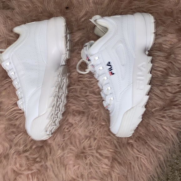 FILA - Picture 2 of 5